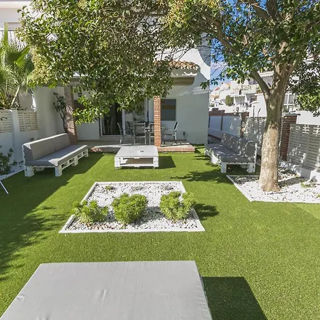 Canovas Nerja - Casa Parador Con Jardin Privado En Centro Nerja Exterior photo